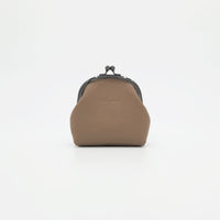 手縫いのがま口（R）　グレージュ