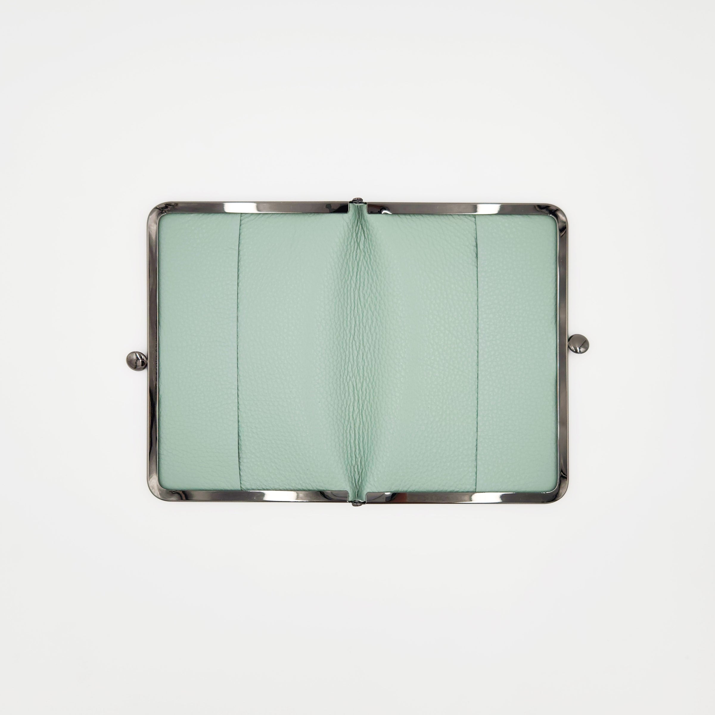 マルチケース　グリーン