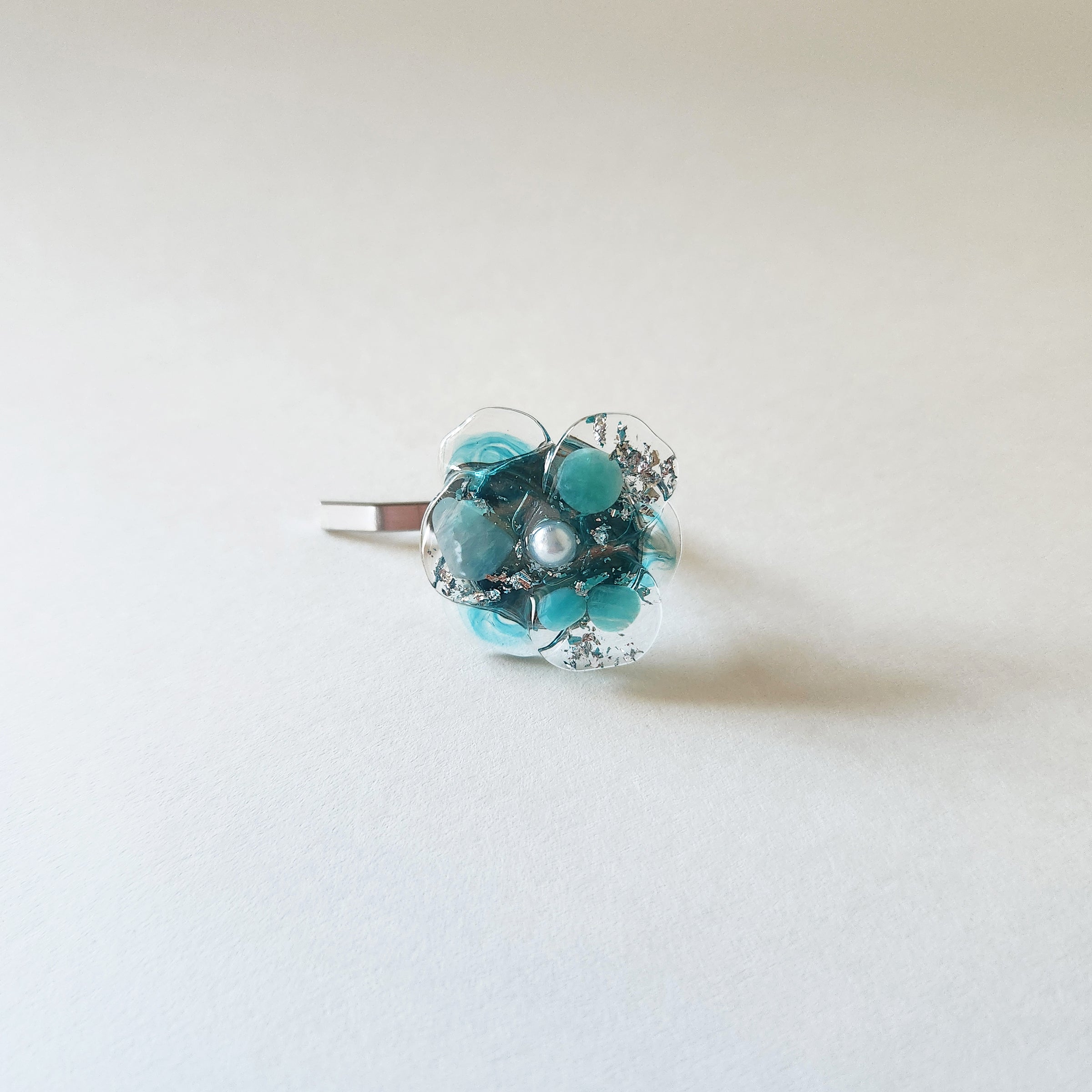 天然石（アマゾナイト）× 花　ポニーフック