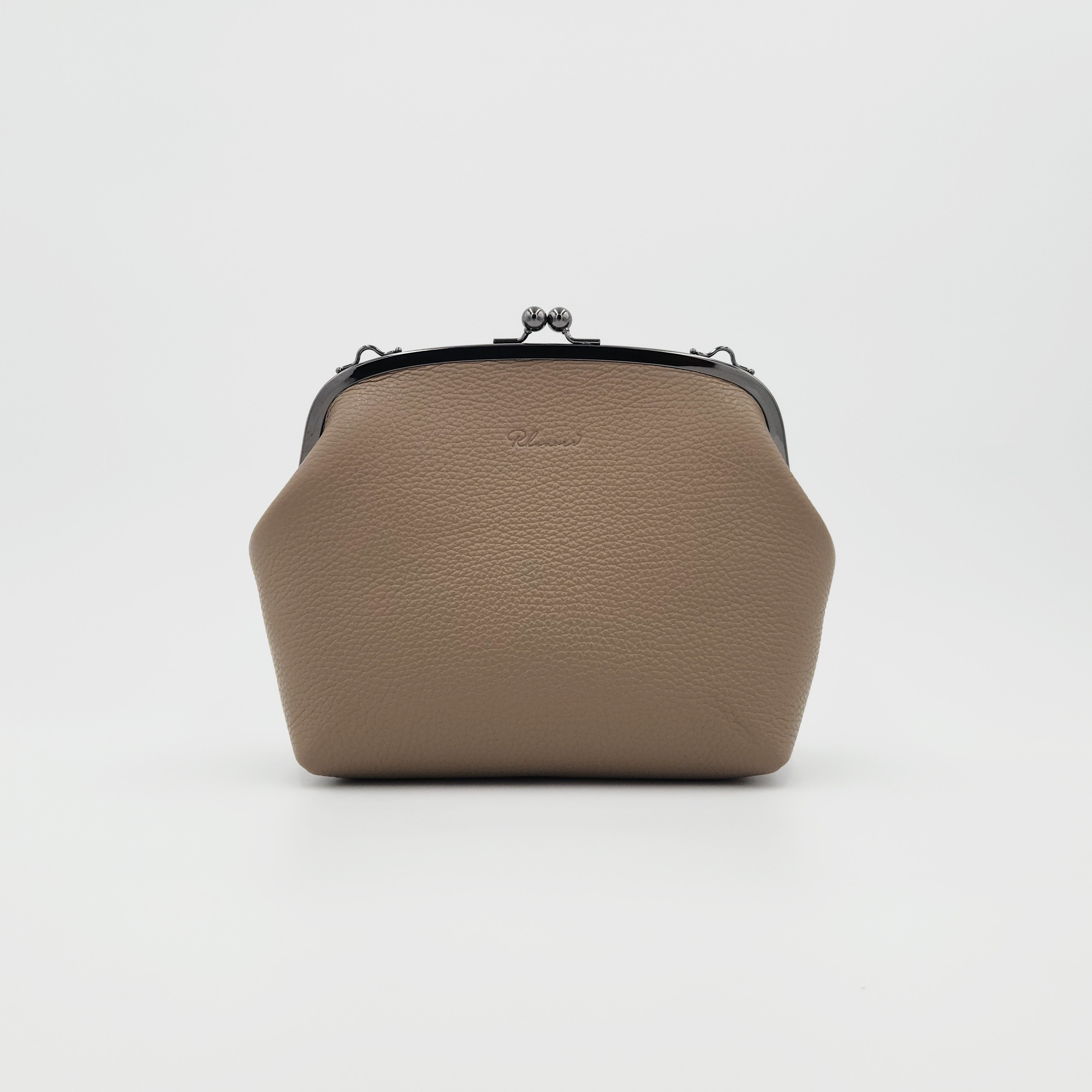 【ハンドメイド】がま口バッグ #932 手縫いのがま口バッグ グレージュ – Rhumore