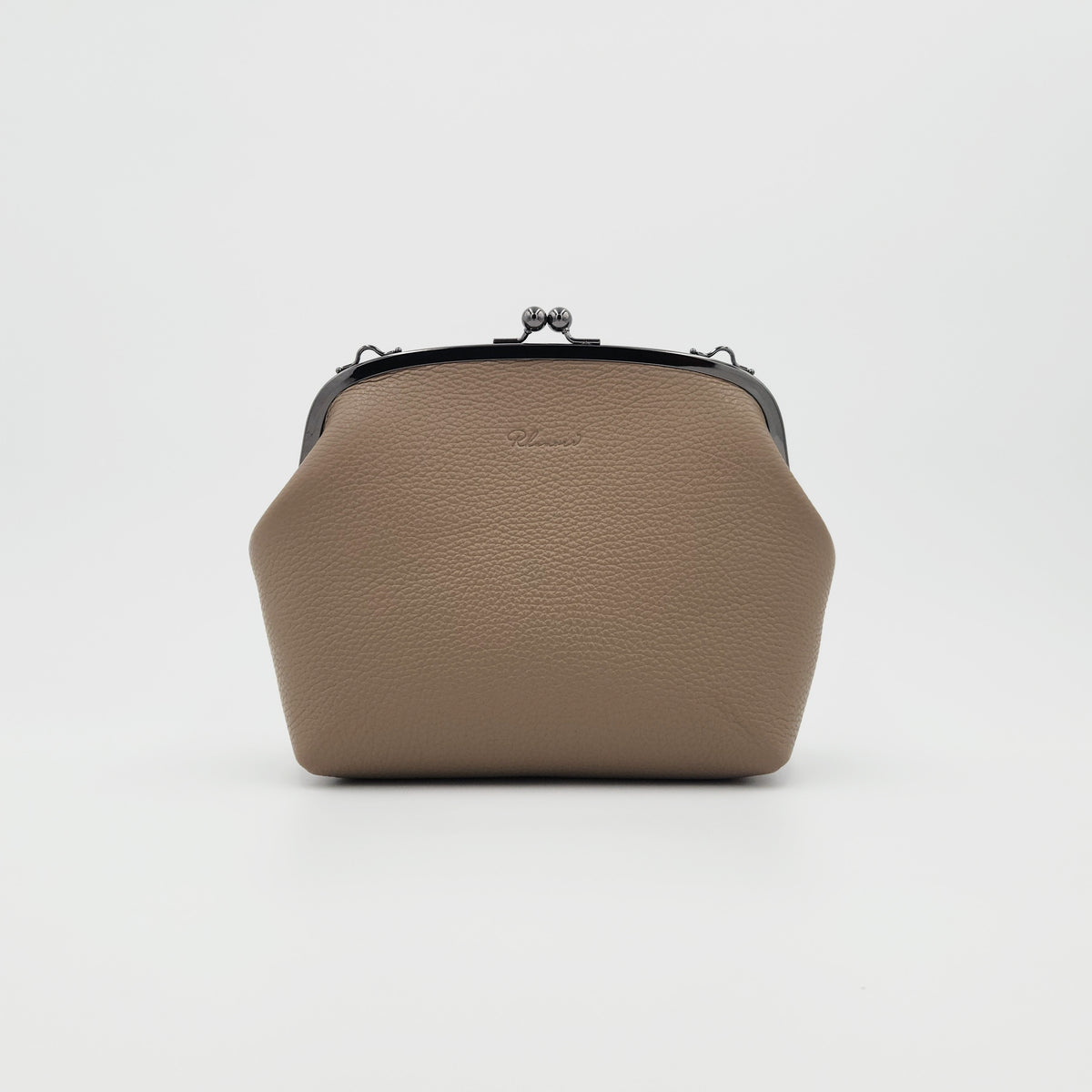 手縫いのがま口バッグ　グレージュ