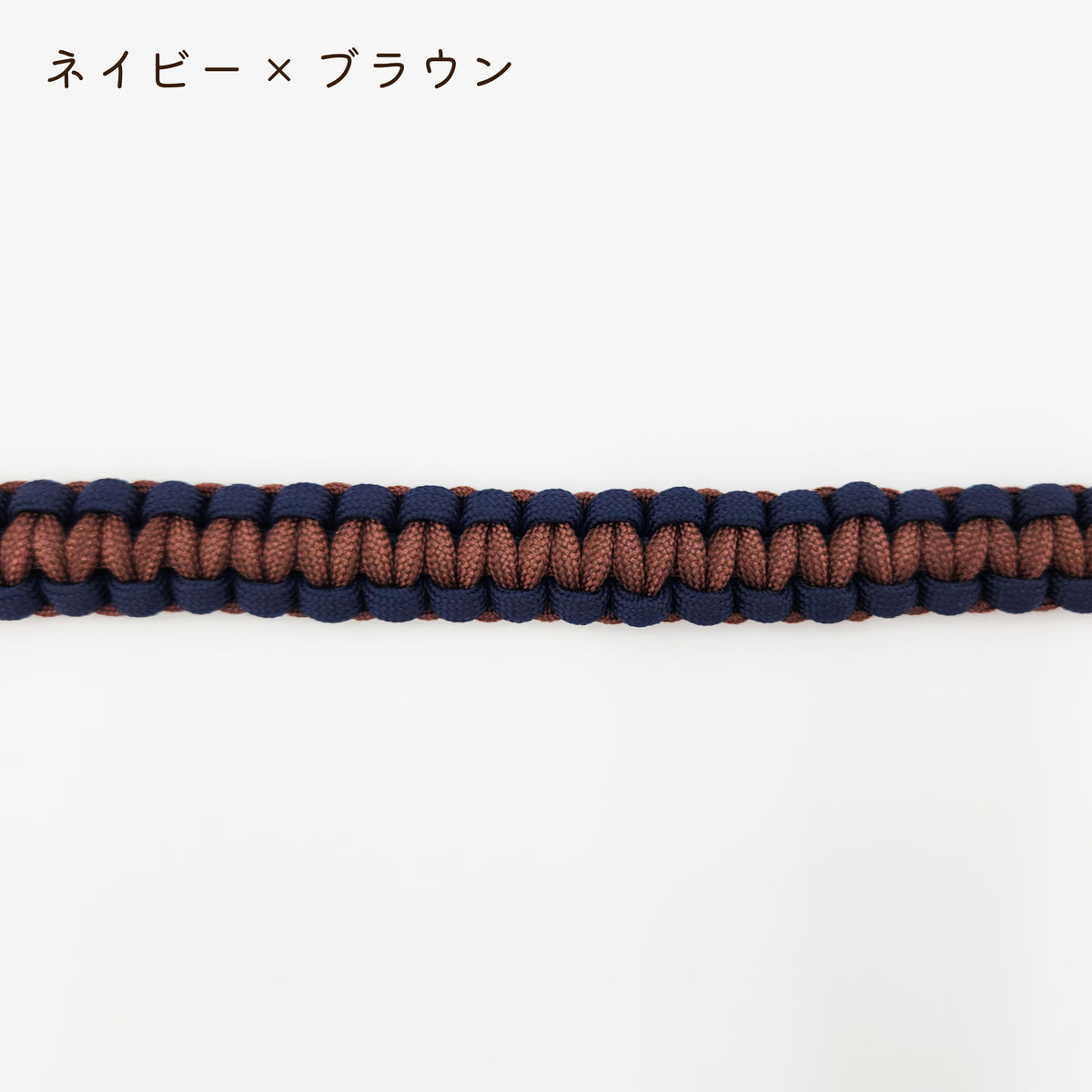 手縫いのがま口バッグ　ブルー