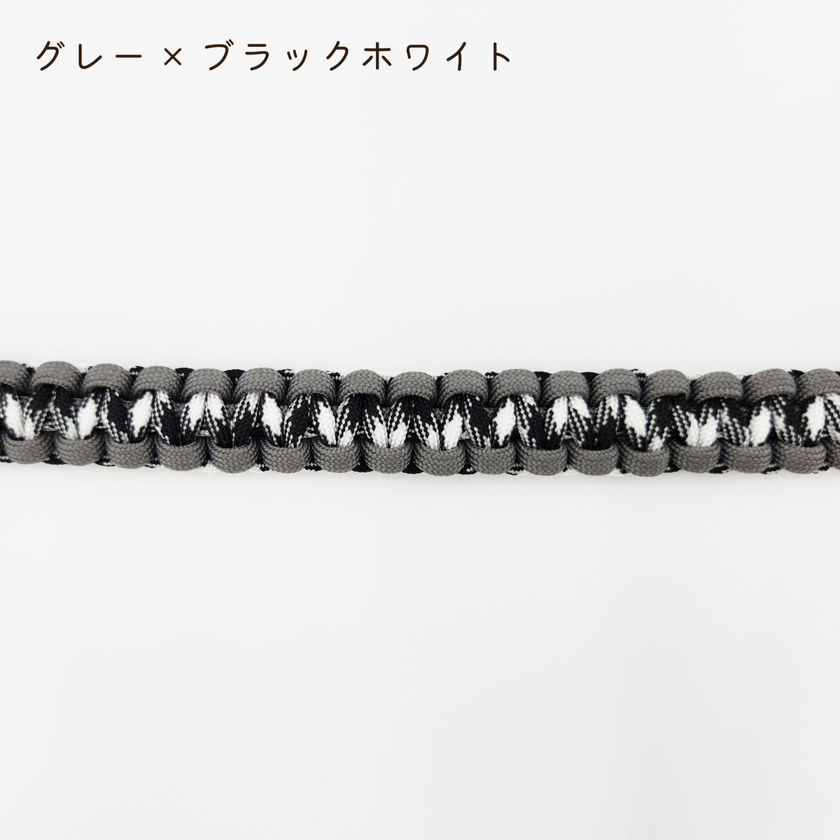 手縫いのがま口バッグ　ブルー