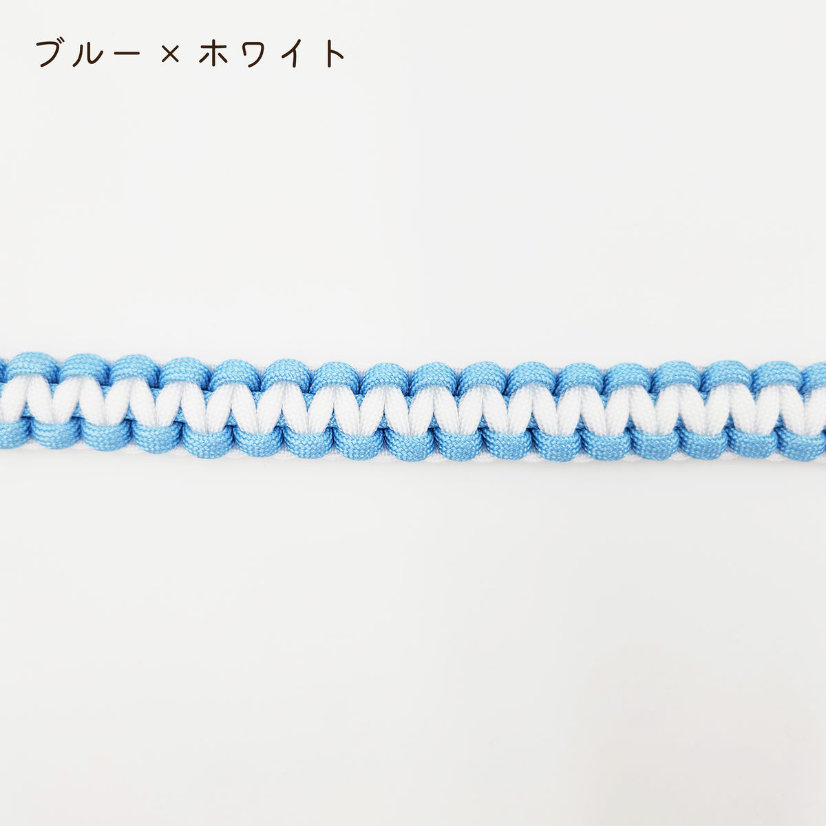 手縫いのがま口バッグ　ブルー