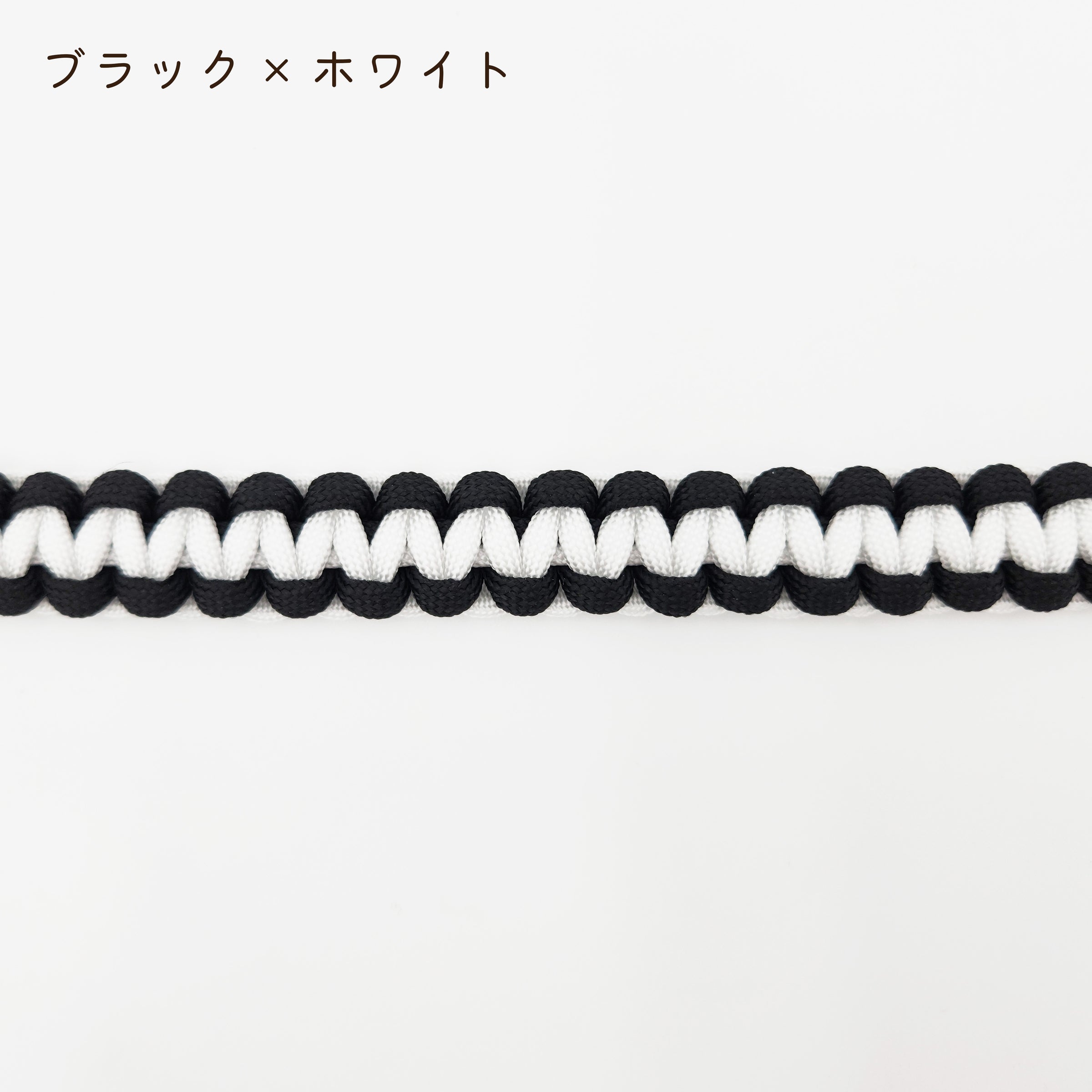 手縫いのがま口バッグ　ブルー