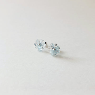 天然石 × 菊　ピアス / イヤリング