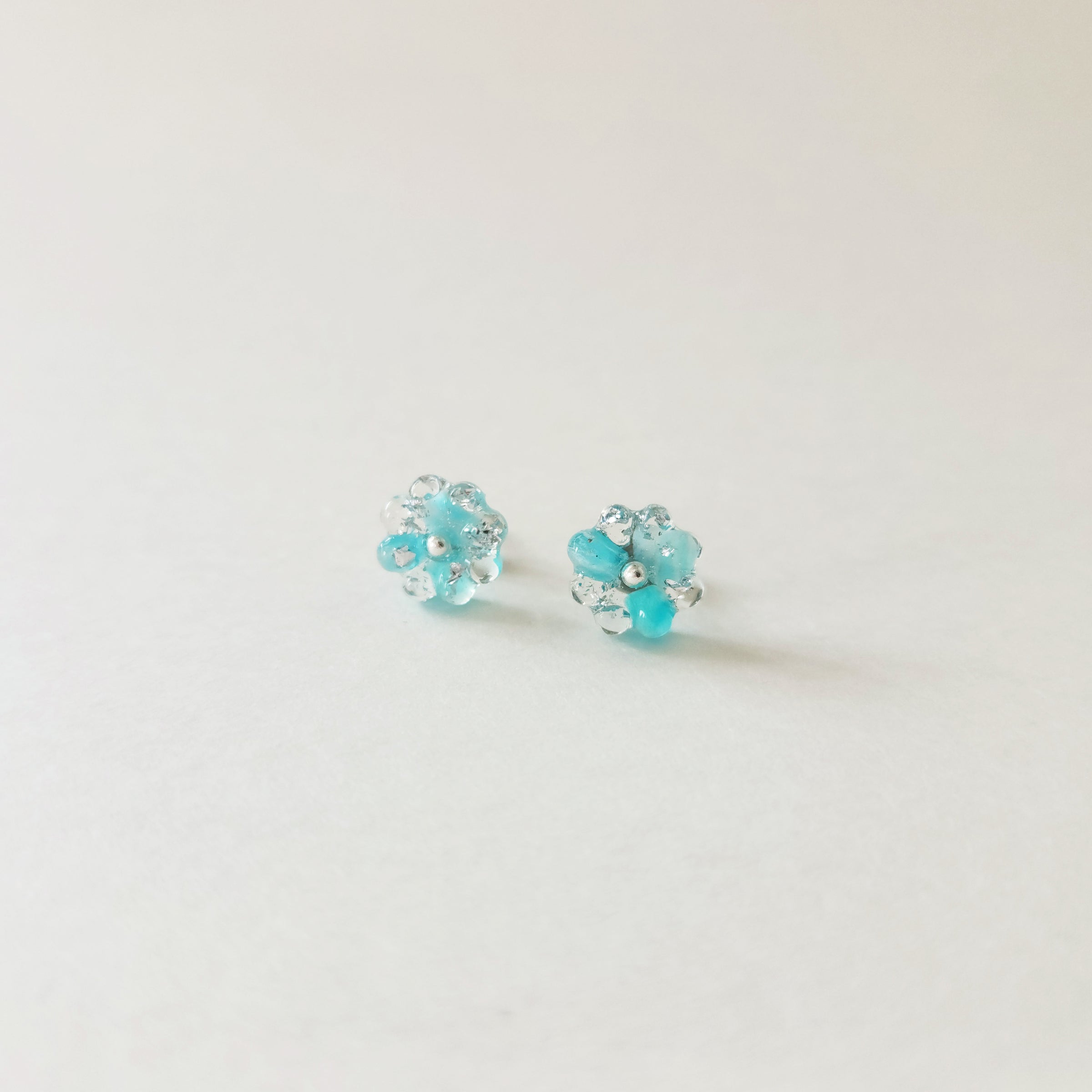 天然石（アマゾナイト）× 菊　ピアス or イヤリング