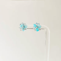 天然石（アマゾナイト）× 菊　ピアス or イヤリング